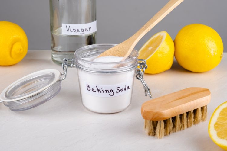 Using baking soda and lemon to remove tough carpet stains